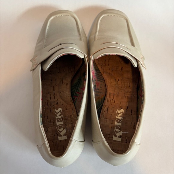 KORKS kork ease womens cream vegan leather Posie Penny Loafer flats shoes size 9 - Picture 7 of 13
